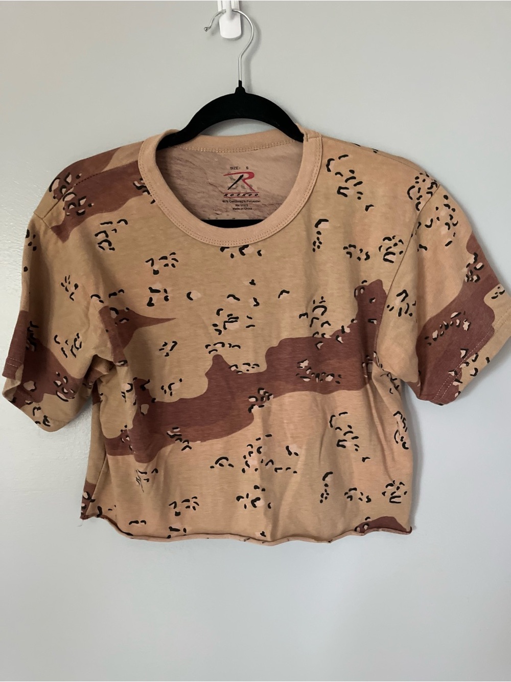 Rothco Desert Camo Cropped T-Shirt Women’s Size Small